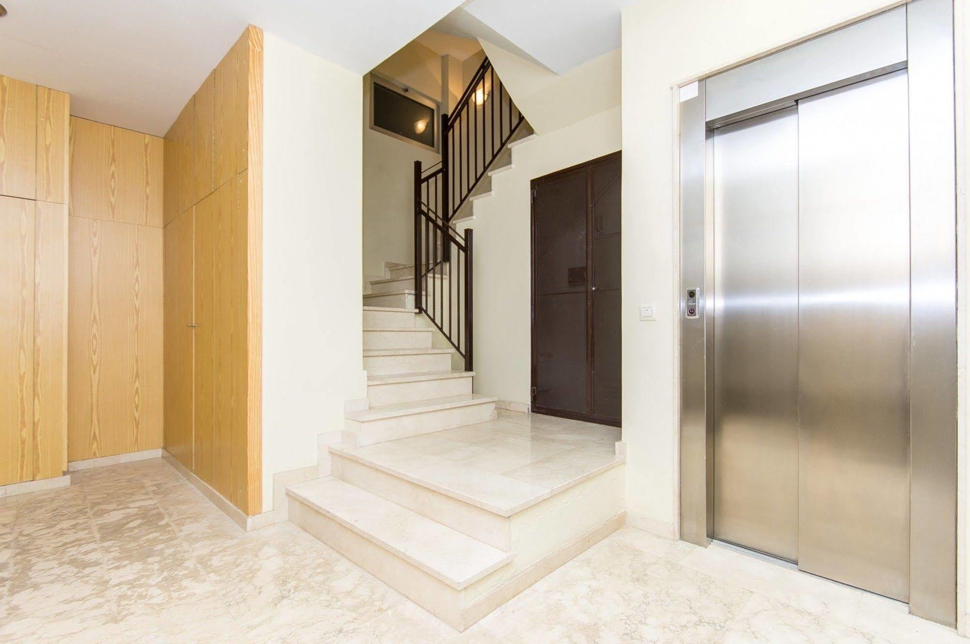 Bet Apartments - Tramontana Apartments Valencia Exterior photo